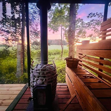 House And Sauna Where City Comforts Meet Nature Aiaste Exterior foto